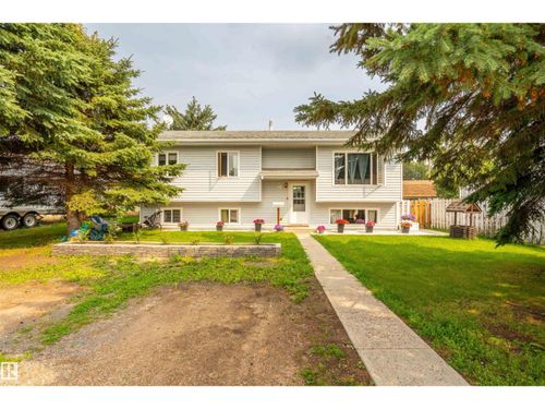6112 51 Ave, Cold Lake, AB, T9M1T6 | Card Image