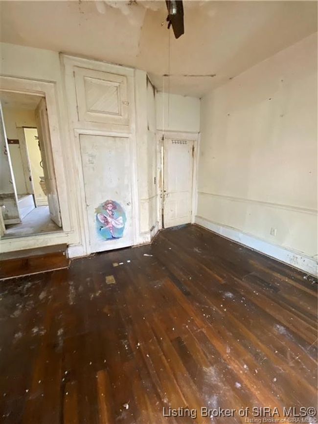 319 E Walnut St, Home with 3 bedrooms, 1 bathrooms and null parking in Corydon IN | Image 9