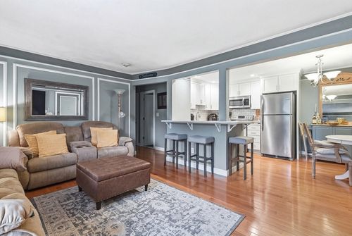 d5-796 Willard St, Quincy, MA, 02169 | Card Image