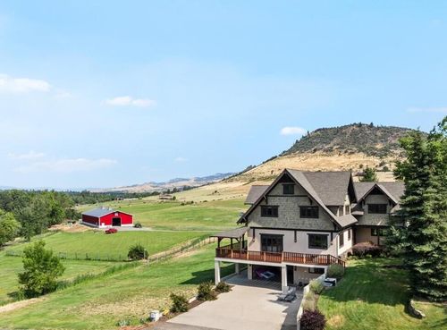 5293 Highway 66, Ashland, OR, 97520-9712 | Card Image