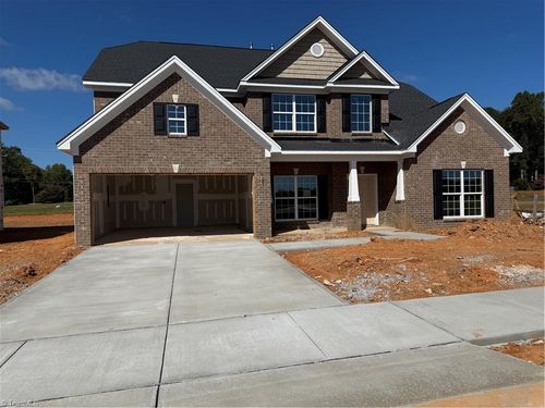 2-1462 Dappledown St, Kernersville, NC, 27284-6783 | Card Image