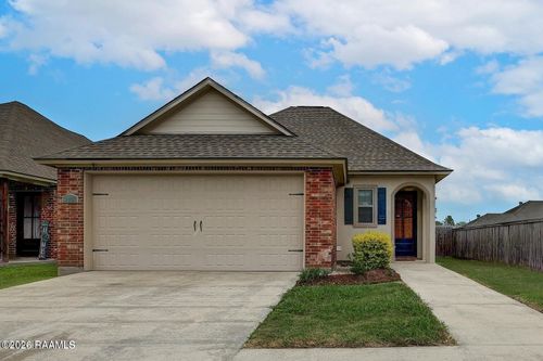 919 Russo St, New Iberia, LA, 70563-9028 | Card Image