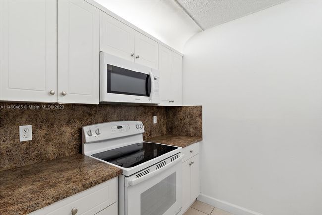 303 - 8200 Sw 210th St, Condo with 1 bedrooms, 1 bathrooms and null parking in Cutler Bay FL | Image 9