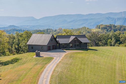 699 Hendrickson Rd, Pembroke, VA, 24136-3515 | Card Image