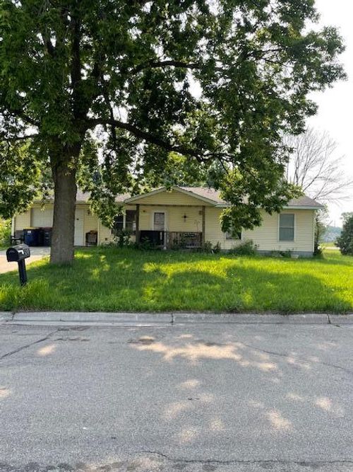 320 20th St Nw, Faribault, MN, 55021-2304 | Card Image