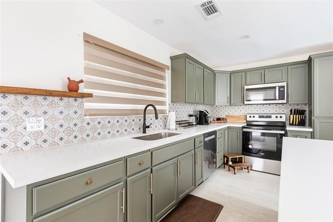 4403 Hickory Downs Dr, House other with 3 bedrooms, 2 bathrooms and 2 parking in Houston TX | Image 18
