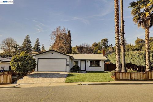 2620 2620 Shady Draw, Pinole, CA, 94564 | Card Image