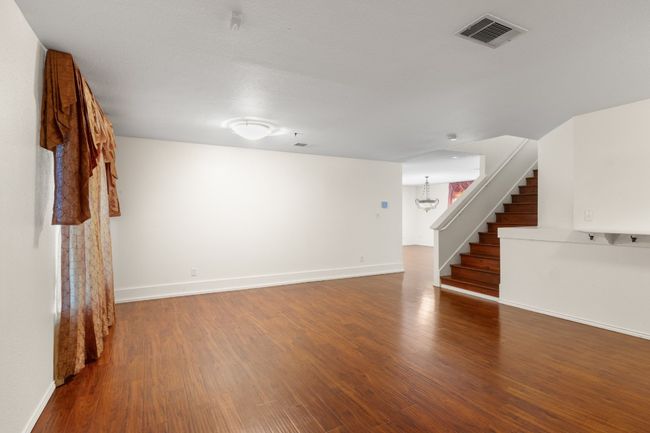 300 Emerald Fields Ln, House other with 4 bedrooms, 3 bathrooms and 4 parking in Kyle TX | Image 6
