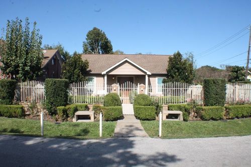 7833 Narcissus St, Houston, TX, 77012-3641 | Card Image