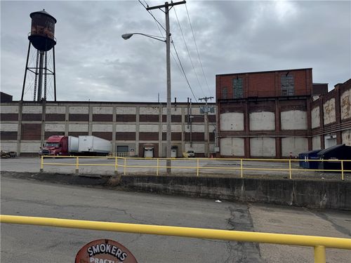 2 Potomac St, Rochester, NY, 14611-1616 | Card Image