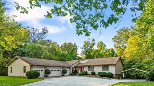 5829 Thacker Dairy Rd, Whitsett, NC, 27377-9736 | Card Image