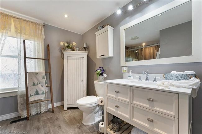 5914 Canborough Rd, House other with 4 bedrooms, 2 bathrooms and 6 parking in Wellandport ON | Image 24