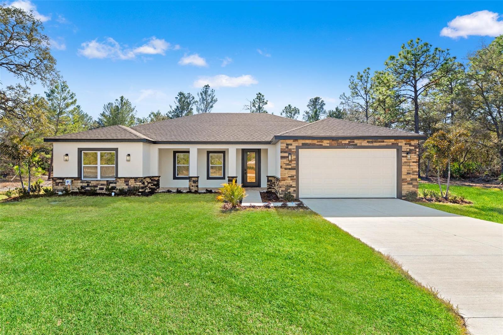 Residential in WEEKI WACHEE