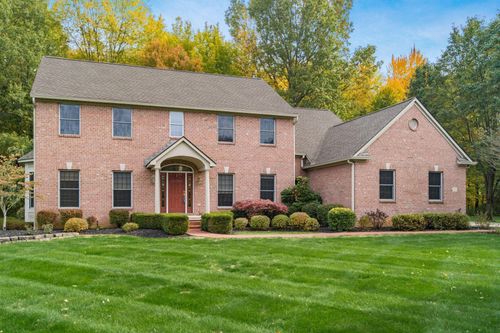 2034 Havens Ct E, Blacklick, OH, 43004-9175 | Card Image