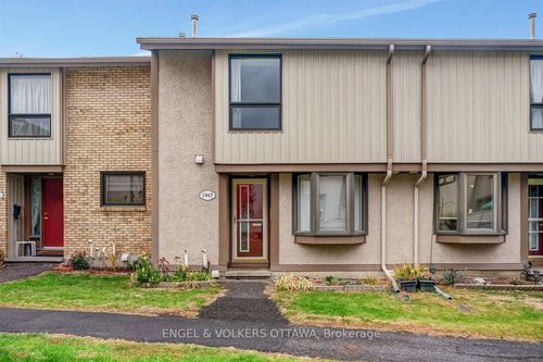 68-1947 Stonehenge Cres, Gloucester, ON, K1B4N7 | Card Image