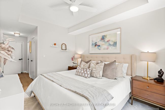 703 - 18 Beverley St, Condo with 3 bedrooms, 2 bathrooms and 2 parking in Toronto ON | Image 15