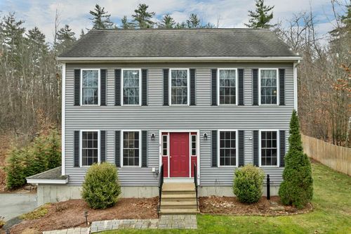 31 Canterbury Xing, Tilton, NH, 03276 | Card Image