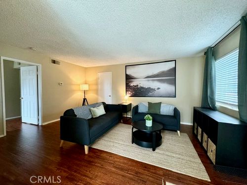 apt-5-23288 Orange Ave, Lake Forest, CA, 92630-4874 | Card Image