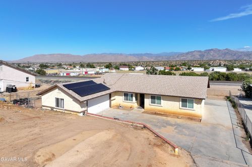 15723 Halinor St, Hesperia, CA, 92345 | Card Image