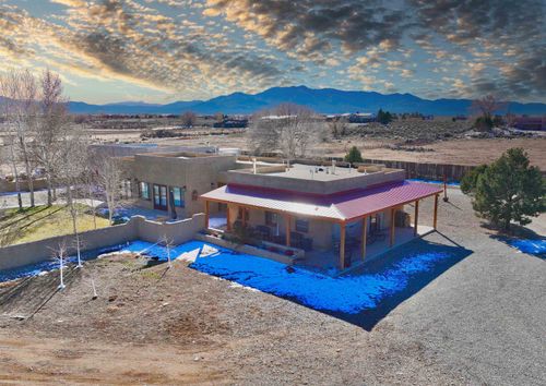 45 Sarita Rd, Taos, NM, 87571-6817 | Card Image