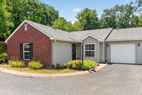 383 Bonita Pkwy, Hendersonville, TN, 37075-3993 | Card Image