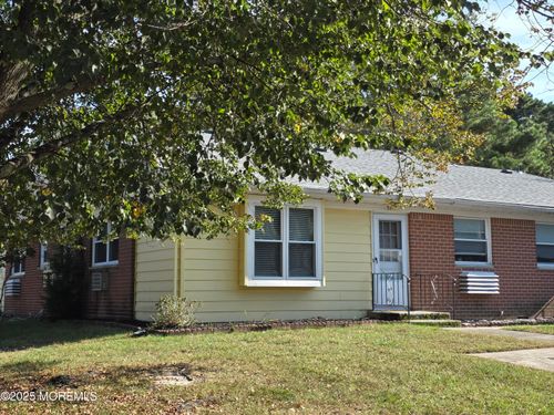 a-5 Alden Ct, Manchester, NJ, 08759 | Card Image