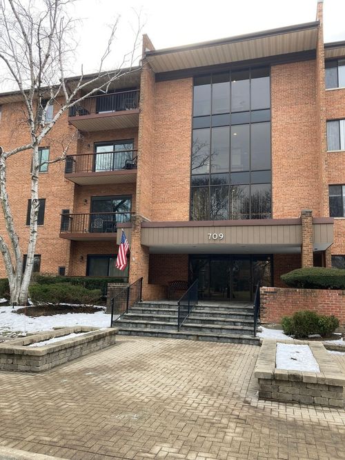 apt-408-709 79th St, Darien, IL, 60561-5147 | Card Image
