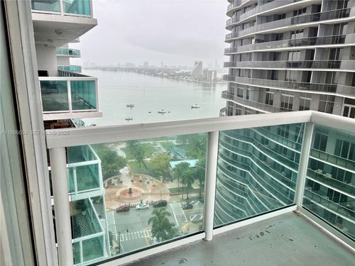 apt-1715-1800 N Bayshore Dr, Miami, FL, 33132-3226 | Card Image