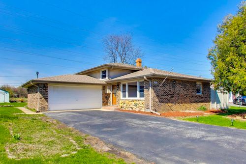 10864 Liberty Grove Dr, Willow Springs, IL, 60480-1153 | Card Image