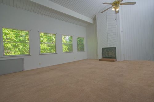 30 Lakeway St, Conroe, TX, 77304-3416 | Card Image