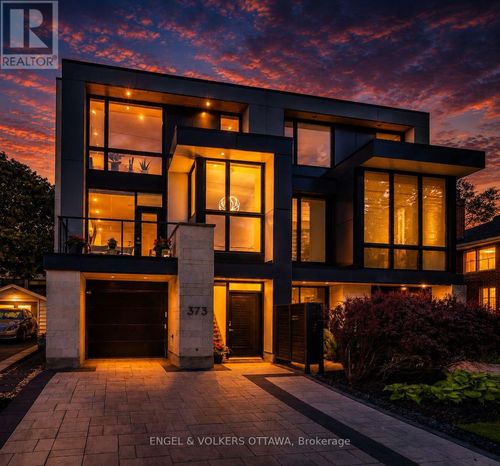 373 Berkley Ave, Ottawa, ON, K2A2G9 | Card Image