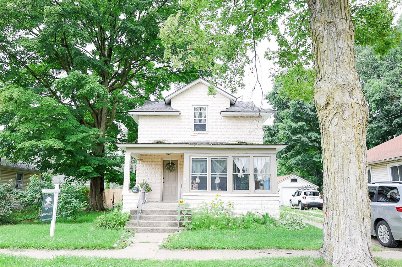 Constantine St, Three Rivers, MI 49093