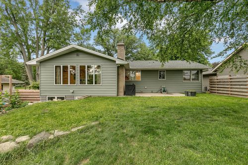 705 W River St, Monticello, MN, 55362-8779 | Card Image