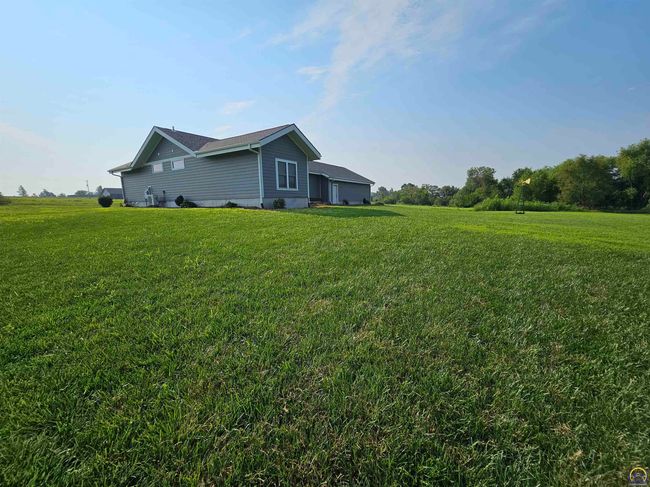611 S 3 Rd St, House other with 3 bedrooms, 2 bathrooms and null parking in Sabetha KS | Image 9
