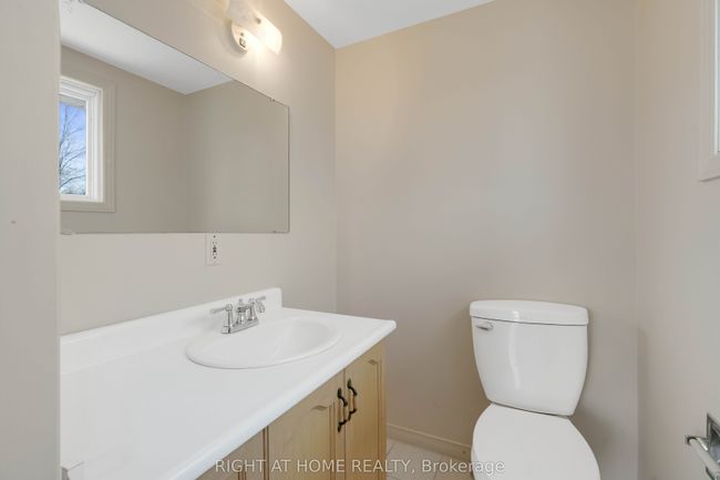 138 45th St N, House other with 4 bedrooms, 3 bathrooms and 8 parking in Wasaga Beach ON | Image 11