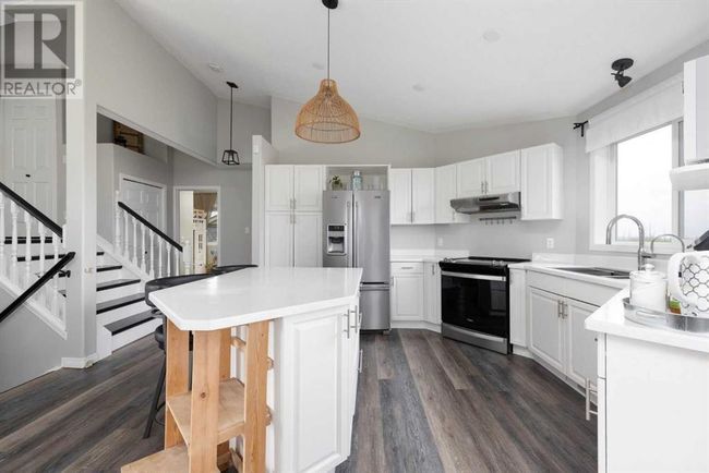 546 Athabasca Ave, House other with 4 bedrooms, 3 bathrooms and 4 parking in Fort Mcmurray AB | Image 4