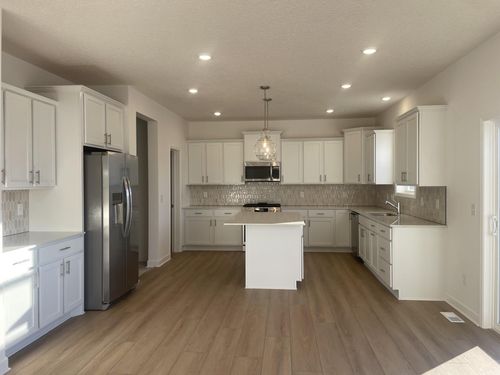 2471 Tyrone Dr, Shakopee, MN, 55379 | Card Image