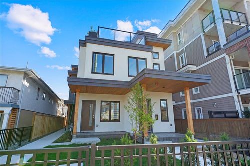 4856 Slocan St, Vancouver, BC, V5R2A3 | Card Image