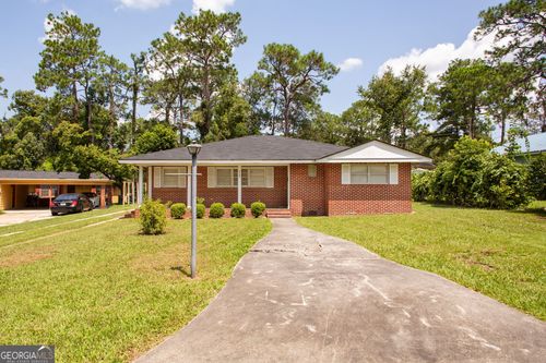 1103 Kontz Ave, Waycross, GA, 31501-6017 | Card Image