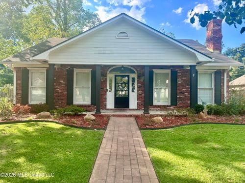 806 Lindberg Ave, Natchez, MS, 39120-4880 | Card Image