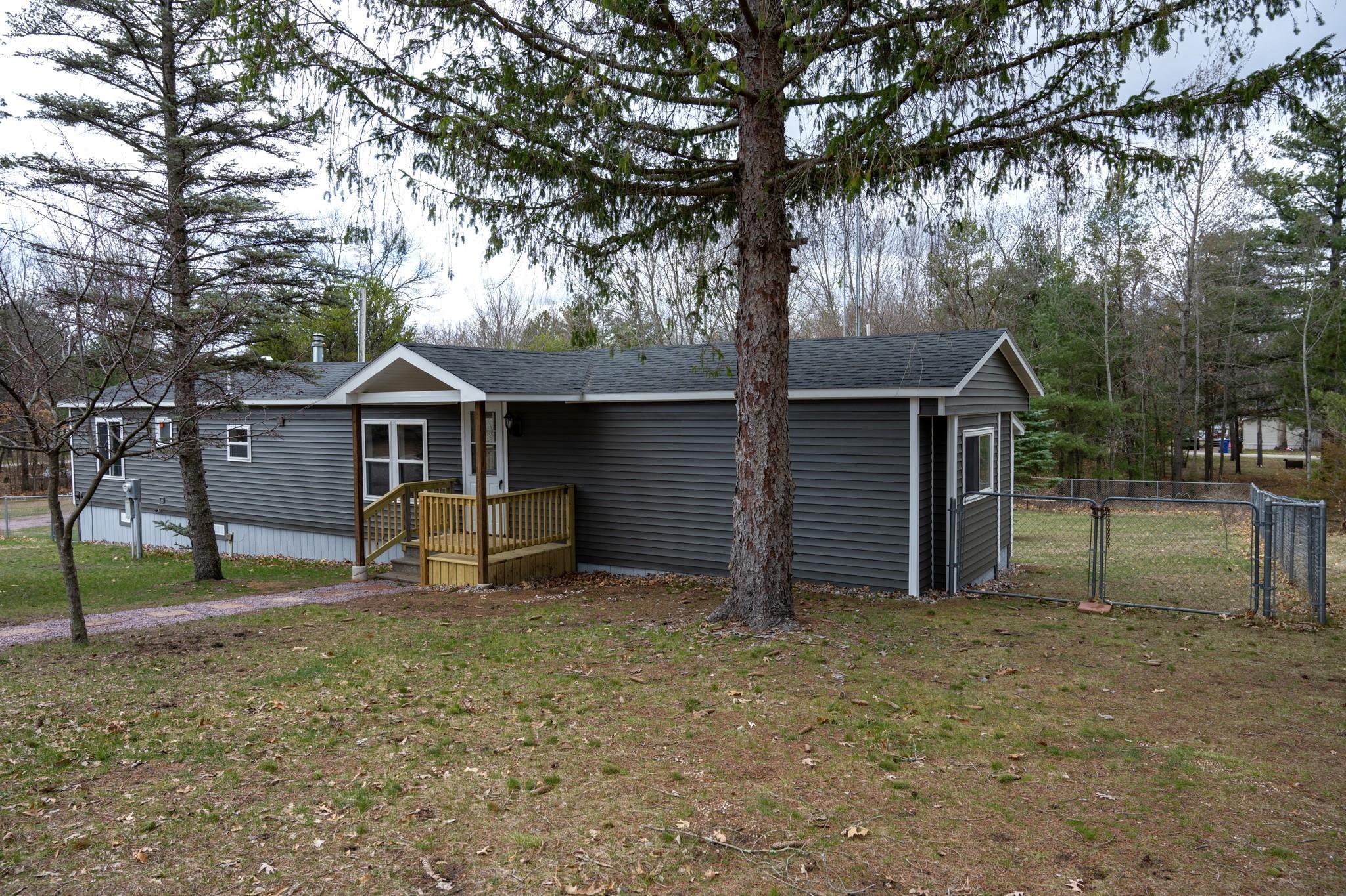 Leona St, Friendship, WI 53934
