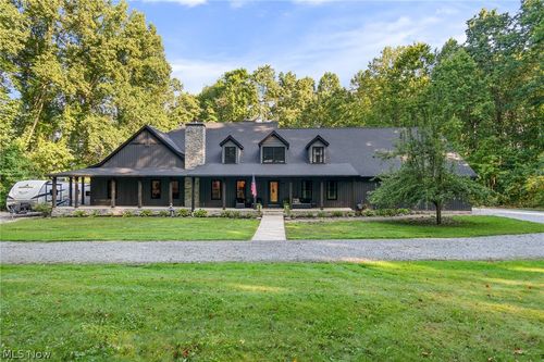 2119 Johns Rd, New Franklin, OH, 44216-8818 | Card Image