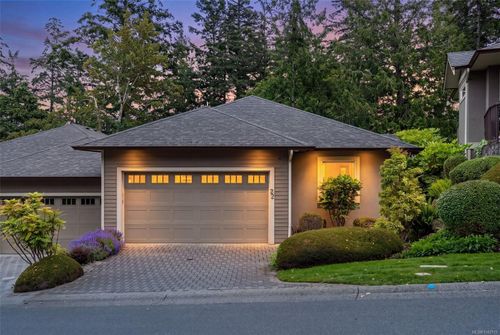 22-551 Bezanton Way, Colwood, BC, V9C0C5 | Card Image