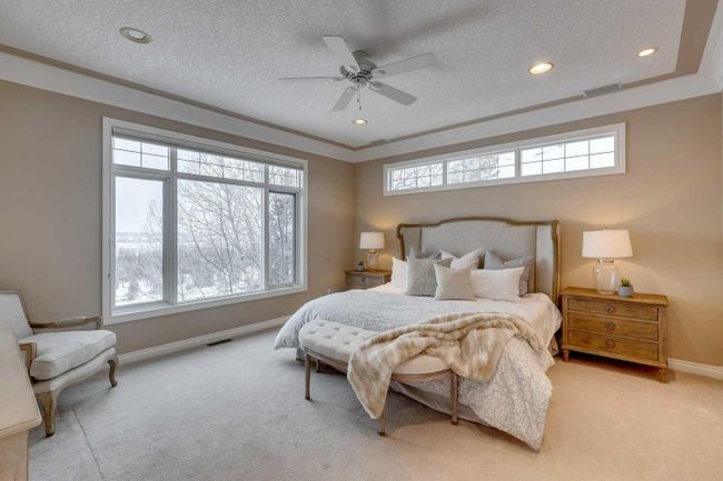 329 Douglasdale Point Se, Home with 4 bedrooms, 2 bathrooms and 6 parking in Calgary AB | Image 19