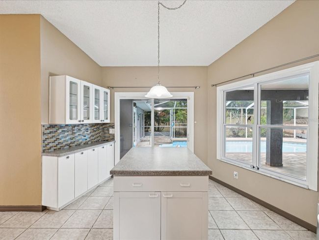 Kitchen to Porch | Image 21