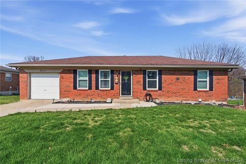 6211 Eric Dr, Floyds Knobs, IN, 47119-9567 | Card Image