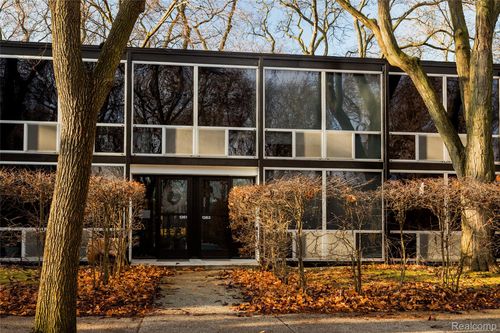 1363 Nicolet Pl, Detroit, MI, 48207-2803 | Card Image