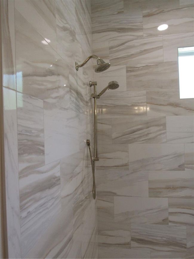 gorgeous walk in shower | Image 32