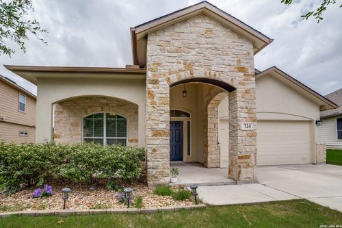 724 Smooth Wine, Cibolo, TX, 78108-4418 | Card Image