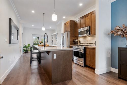 45-17171 2b Ave, Surrey, BC, V3Z9R1 | Card Image